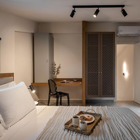 Iris Suites Nikiti Eksteriør bilde