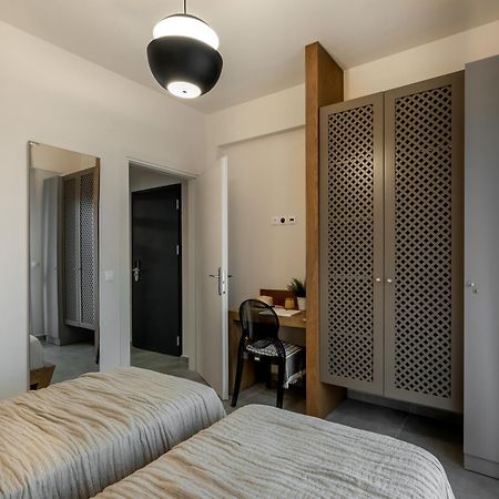 Iris Suites Nikiti Eksteriør bilde