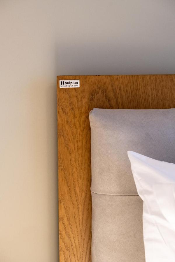 Iris Suites Nikiti Eksteriør bilde