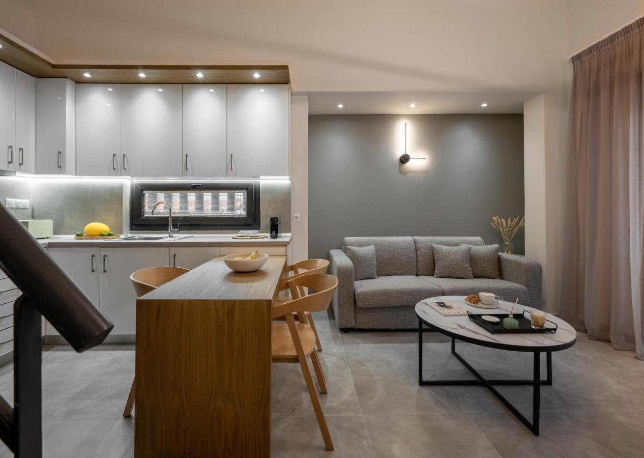 Iris Suites Nikiti Eksteriør bilde