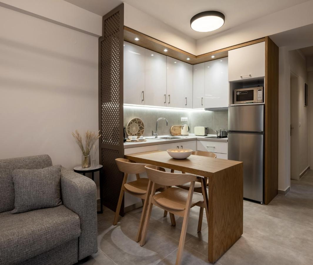 Iris Suites Nikiti Eksteriør bilde