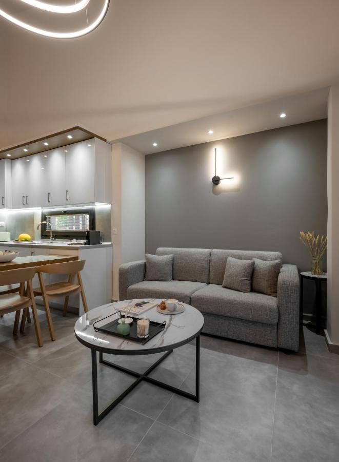 Iris Suites Nikiti Eksteriør bilde